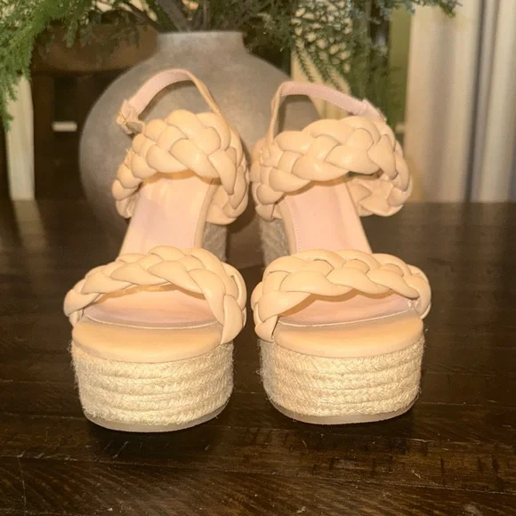 Braided Tan Platform Wedge Sandals NWOT - Picture 5 of 9